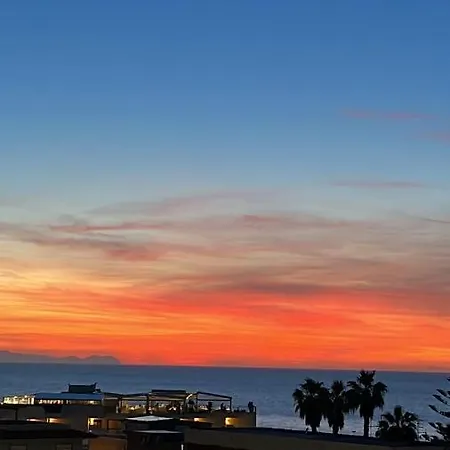 Window On The Sunset Apartamento